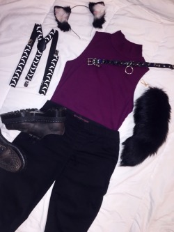 kit-foxxy:  🖤Some of my darker/punky little outfits🖤 (I