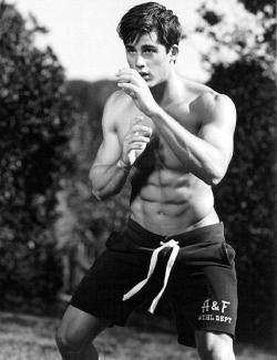 THE PERKS OF BEING A MODEL