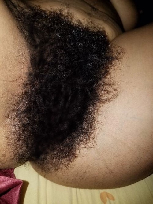babywoo84:annarbor78:hairyhariest:I love this big ol hairy pussy❤️❤️❤️❤️❤️I’m