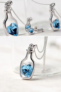 happy20yearsold:  Make Wishes Crystal Alloy Metal Lovers Necklaces