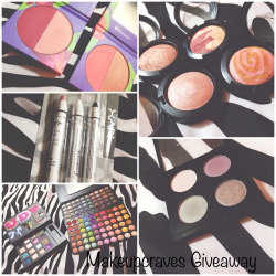 makeuploveart:  makeupcraves:  GIVEAWAY TIME! Hi guys :) I was