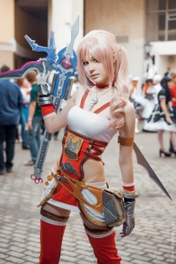 whatimightbecosplaying:  Serah Farron Final Fantasy XIII by AshreiMEWCheck