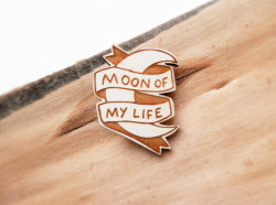 geekymerch:  (via Game of Thrones Brooch ‘Moon of My Life’