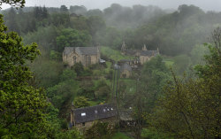 wanderthewood:  Temple, Midlothian, Scotland by UndaJ 