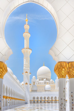 malcolmxtheidea:  Sheikh Zayed Grand Mosque