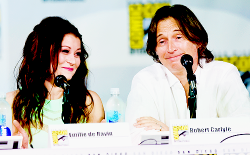  Emilie de Ravin and Robert Carlyle attend ABC’s “Once Upon