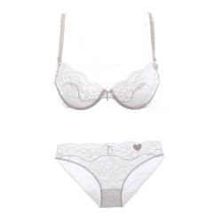 uchimada-official:  Emiko *Free Shipping Int’t 