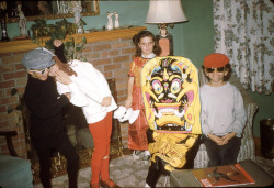 vintageeveryday:  20 candid color snapshots of kids playing at