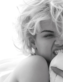 wmagazine:  Rita Ora channeling Marilyn in bed.  Photograph