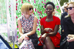 prettyify:  Anna Wintour + Lupita Nyong’o, Front row @ Dior