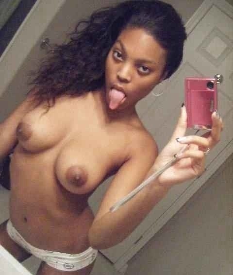 http://amateurblackselfies.tumblr.com/