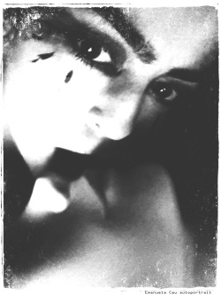 emanuelacauphoto:  © Emanuela Cau autoportrait 