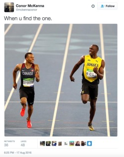 allthecanadianpolitics:  This is actually how these two finished the 200m Semi-finals.   These two were so close. De Grasse could be the next Bot.