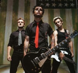ehrstudio:  http://www.pinterest.com/ehrstudio/musicians-united/