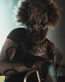 brokehorrorfan:  Rob Zombie shared the first look at Schizo-Head