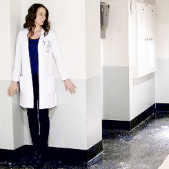 tatiana-evelyne:    Amy Acker |   Person of Interest - Episode