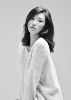 koreanmodel:  Shon Nu Ri 