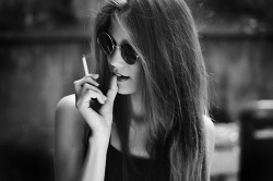 Cigarett on We Heart It. https://weheartit.com/entry/76417448/via/Ashleybonbon