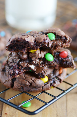 fullcravings:  M&M Brownie Cookies