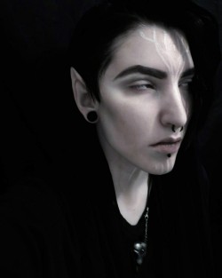 krovav:  DA:I inspired makeup he/him/his