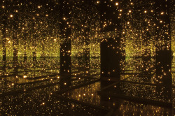 kairo-koutureee:  dappledwithshadow:  Yayoi KusamaInfinity Mirrored