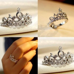 sincerelysatanherself:  I would love a princess ring :0