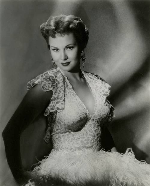 Virginia Mayo Nudes & Noises  