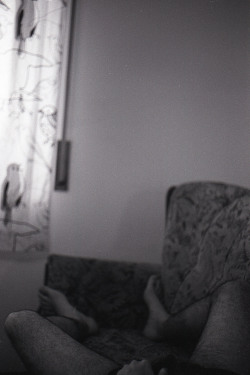 picsofyou:  i fancy legs with Canon Ft Ql + Kodak Tri-X 400 