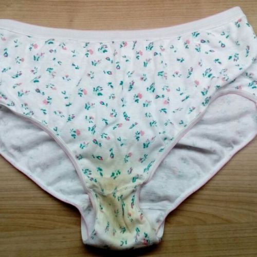  wornpant submitted:My girlfriends panties