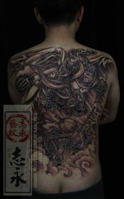 chronicink:  Monkey King and dragon back piece by our guest artist