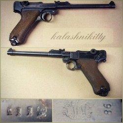 thekalashnikitty:  DWM 1917 ARTILLERY 9mm Luger w/DWM monogram