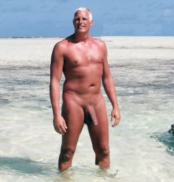 PARA LOS AMIGOS DADDIES