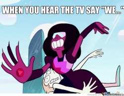 twerkingforchickenuggets:  This is literally me when su comes