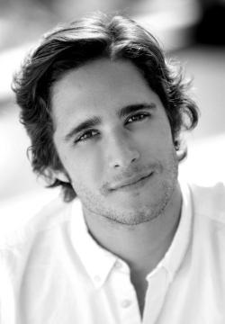 barefoot-rats:  Diego Boneta (II) 