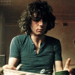 Syd Barrett is a Misunderstood Genius