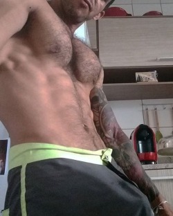 freeballinglbc:  FreeballingLBC@gmail.com KIK: FreeballingLBC