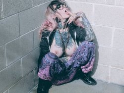 tattooandpinupgirls:  Sydnee Vicious
