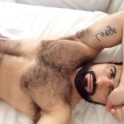 armpitluvrs:  Good Morning Stud ☀️