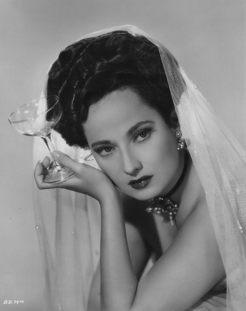 nationalvelvet: Merle Oberon, 1946