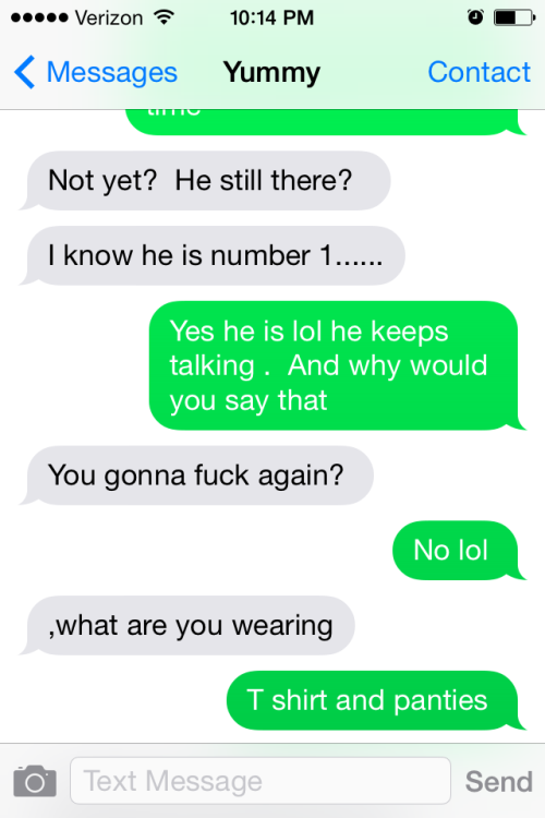 holysexytitsbatman:  These are most of the text messages from last night.  Niiiiiice!