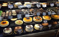regcommathe:  Adult Life Tip Did you know you can buy those cakes