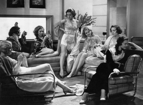 PreCode Film ‘Confessions Of A Co-Ed’ (1931) Nudes