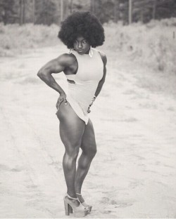 urthatheunstoppable:  Real Life Urtha  Dark chocolate