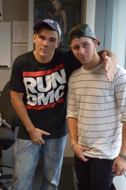 jobrosnews:  Bradyradio: Me: hey @nickjonas wanna do the crotch