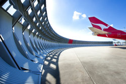 gashetka:  2010 | Qantas Blast Deflector Fence (Qantas Jet Base,