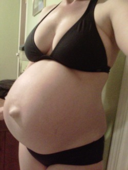 pregnant-daily-xxx:  