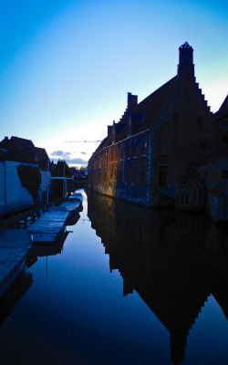 singlestepphotography:  ‘Belgian Night’ - Brugge,