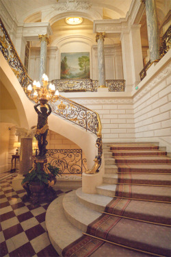 italian-luxury:  Shangri-La Hotel Paris by Vivienne Gucwa