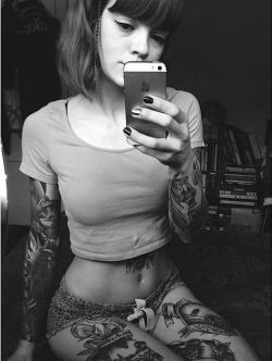 hektagon007:  Love the tatts