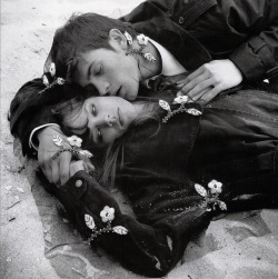 dar-a:  bruce weber joe mckenna vogue italia nov 2005